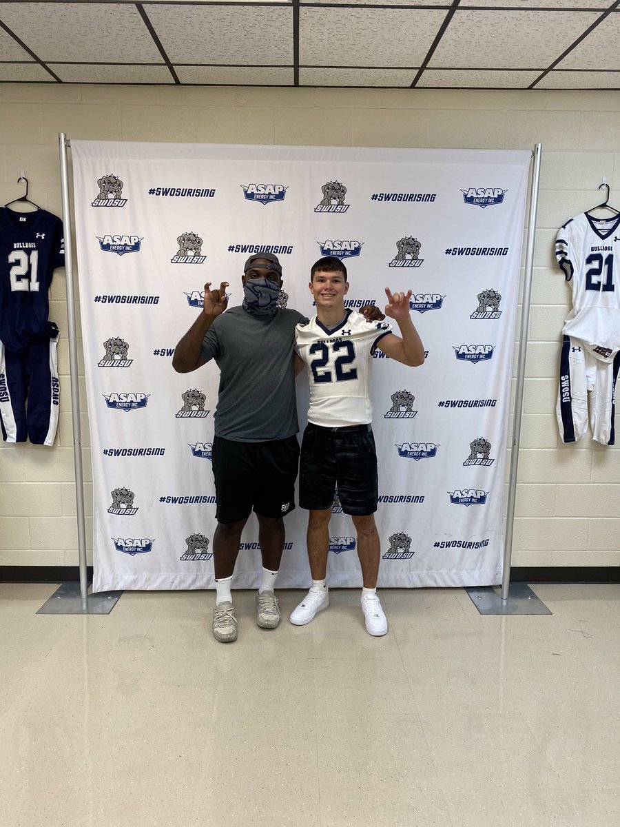 Show out to the man <a href="/EugeneBethea1/">@CoachBethea</a>  for havin me