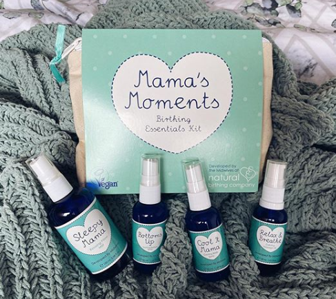 NatBirthingCo's tweet photo. Mama's Moments Birthing Essentials Kit Gift Set makes a great little gift for a pregnant loved one. It contains essential items such as:⁠
⁠
👉Sleepy Mama ⁠
👉Relax &amp; Breathe ⁠
👉Bottoms Up ⁠
👉Cool It Mama ⁠
⁠
Photo credit @abbylewisxo https://t.co/ESeNRh3wbs