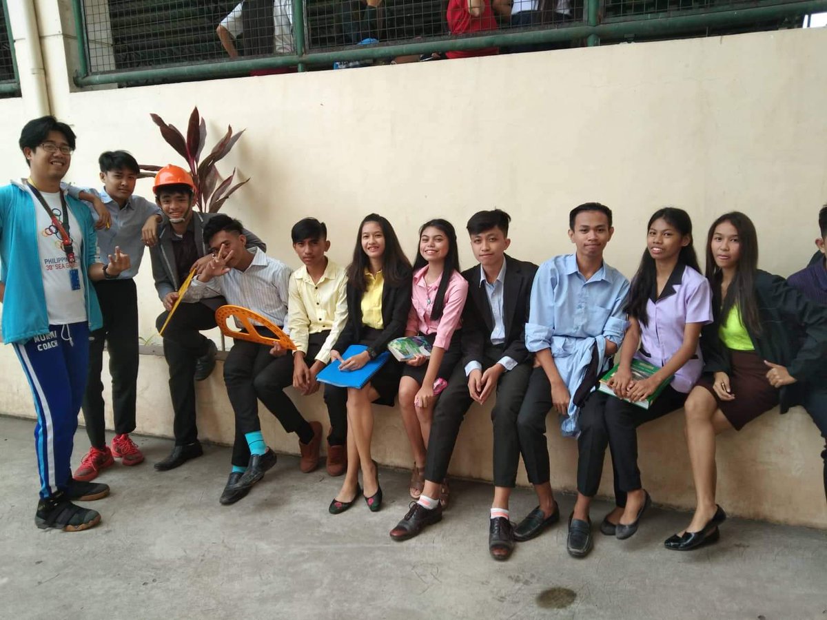 NardLie's tweet photo. Career day❤️ https://t.co/ne71bnvNRK