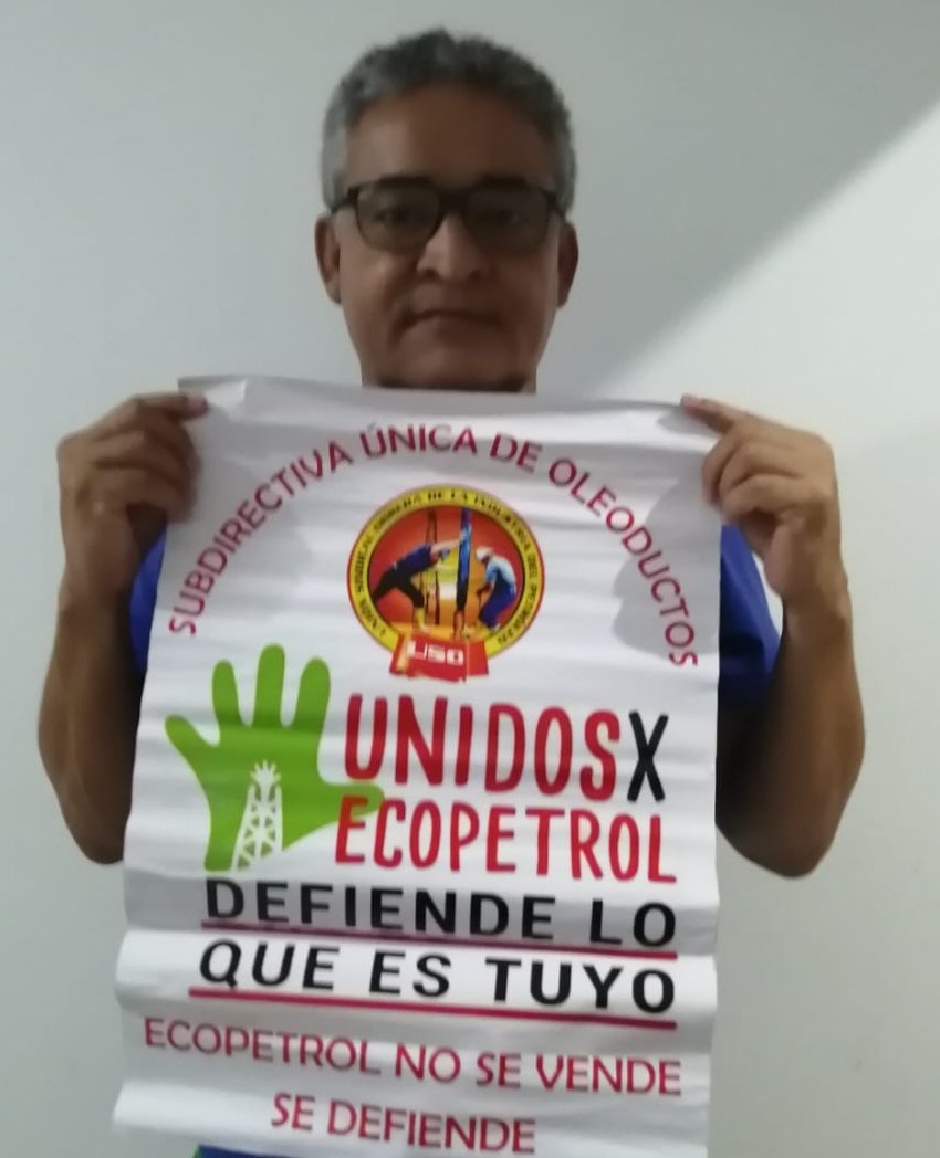 LuisFerLoaizaC's tweet photo. ganaremos  #BatallaPorLoPúblico  junto a los obreros encadenados al Machín de la Resistencia, cueste lo q cueste, dure lo q dure esta lucha la ganamos. https://t.co/zWfVO5Iq0w