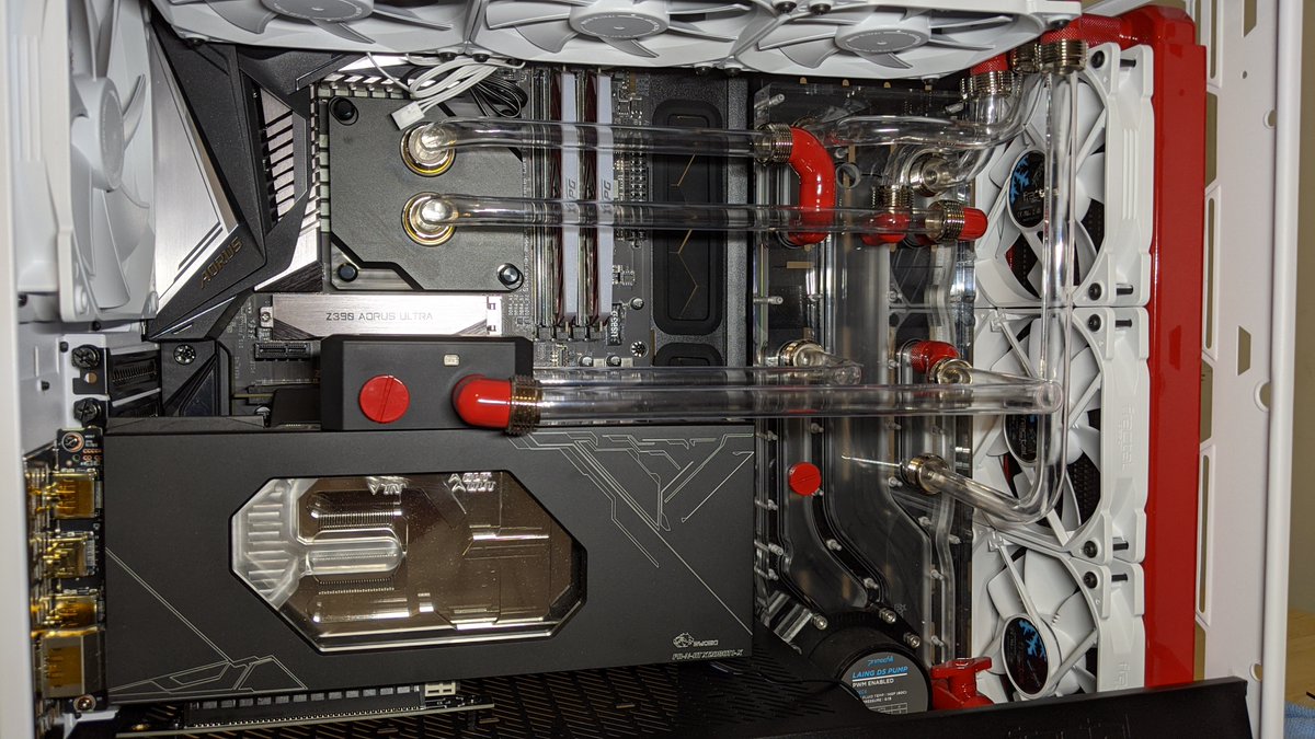 RoninMechaWorks's tweet image. Let's bend some PETG! Shout out @EKWaterBlocks  for making an awesome Leak Tester! Next up: filling the loop!

#RTXOn #roninmechaworks #hitcommand #aorusofficial #XPGGlobal #IntelGaming #Bykski #mbsleeving #primochill #radikultCustoms #microcenter #watercooling #sponsoredbuild