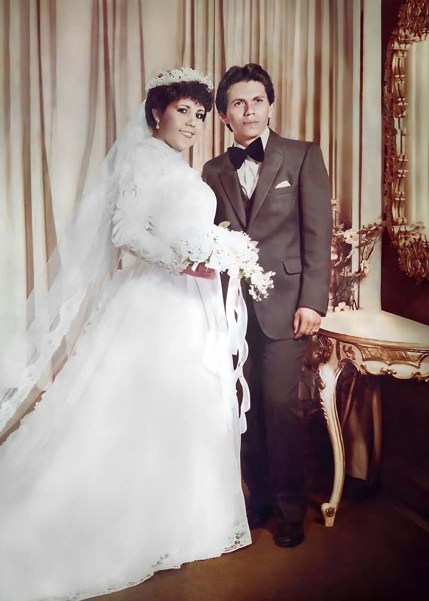 • RESTAURO FOTOS • 🔁

Mande las suyas a mi DM ❤ 🤗