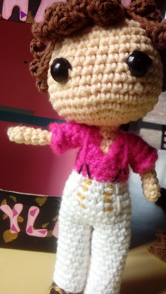 arbfres6's tweet photo. Mi mejor amiga me regaló un Harry tejido 
NO PUEDO EXPLICARLES LO LINDO QUE ES https://t.co/C3PYR6G8SE
