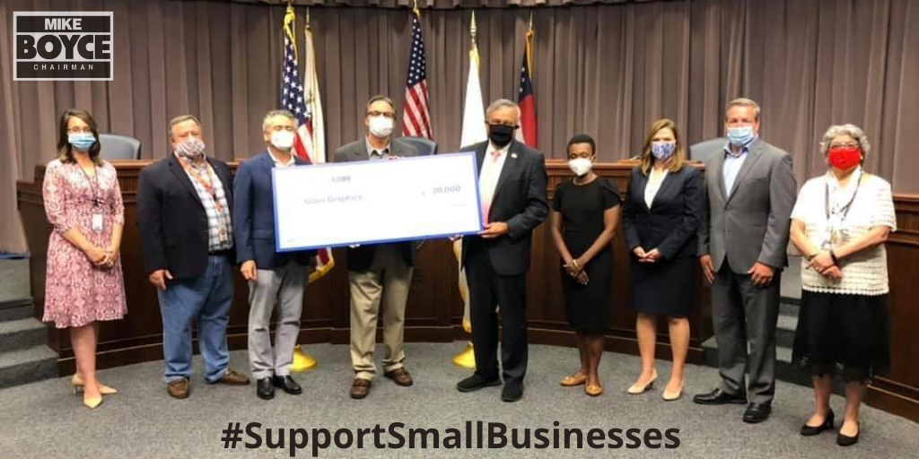 LikeMike4Cobb's tweet photo. Last week we were able to support small businesses in #Cobb!! Ceremony marking grant recipients in all 4 districts. More good news to come for not for profits in the future. Working together with our #Chamber partner to help people during this pandemic!  @CobbChamber https://t.co/p4z2RpvlTN