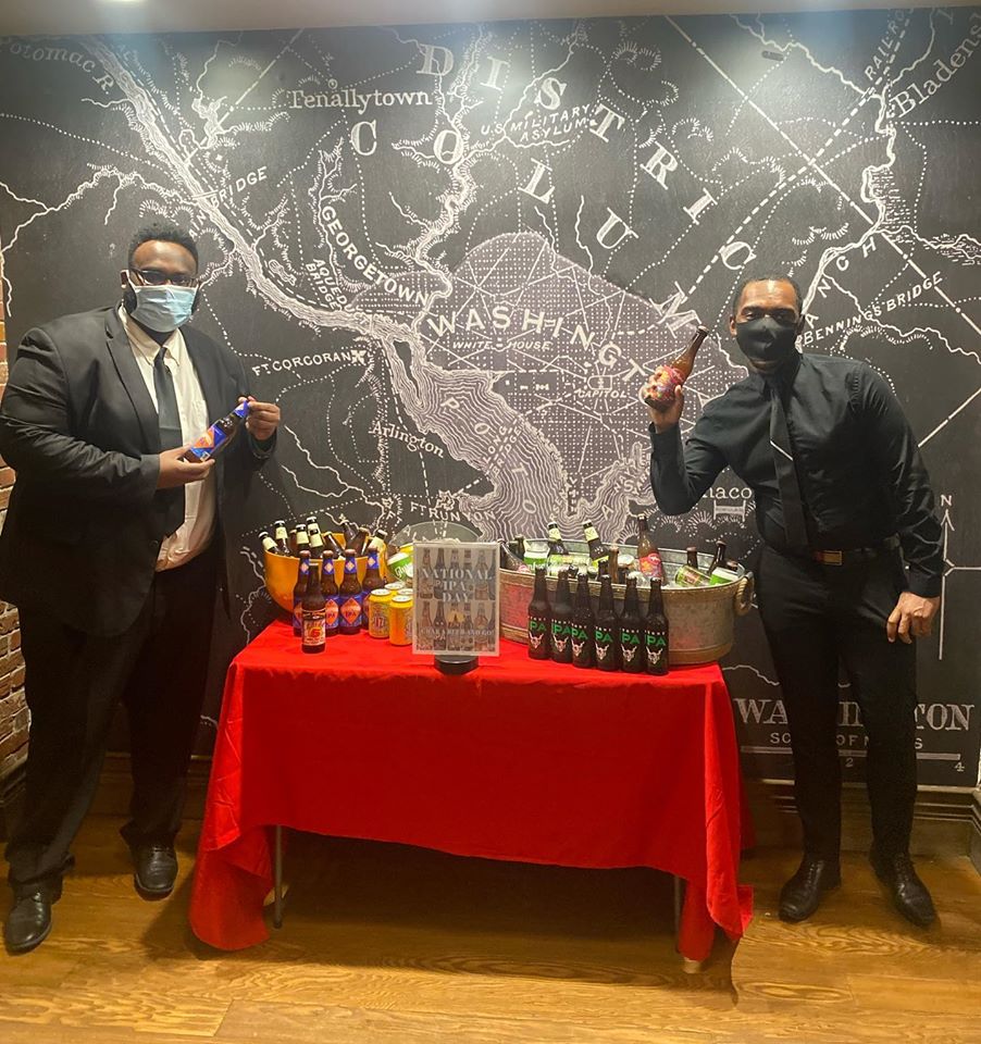Today is National IPA Day! Stop by the lobbies of both 70 &amp; 100 to grab an IPA on your way home. Be sure to wear your mask 😀 #capitolyards #navyyard #70capitolyards #100capitolyards #team_work #BEGreystar #ResidentAppreciationMonth #WearYourMask #WeLoveOurResidents