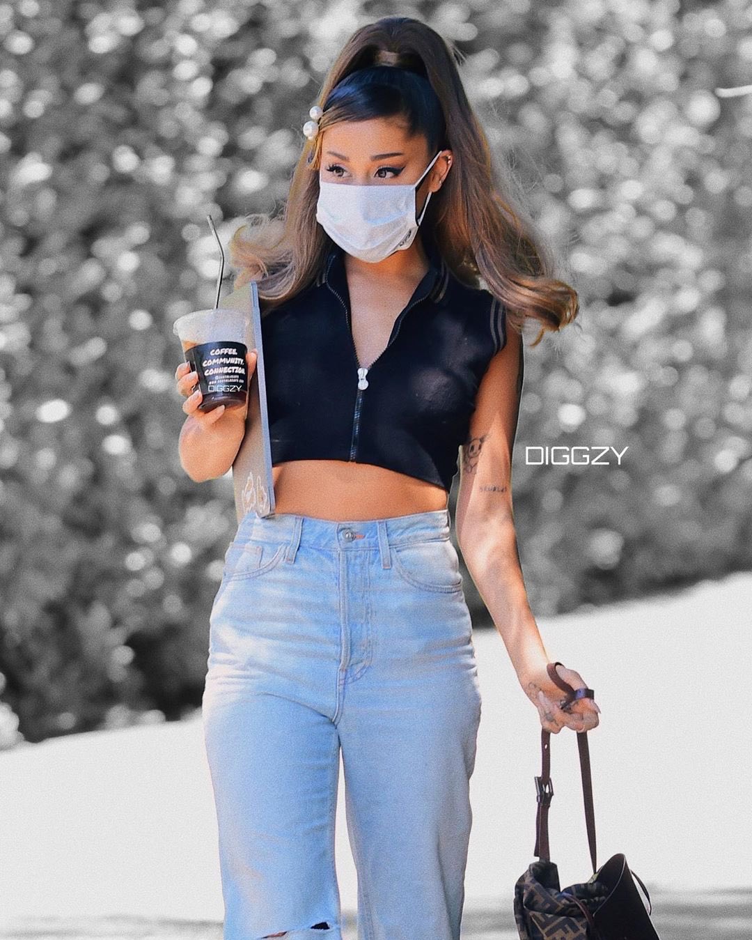 Ariana Grande Argentina | Fan Account on Twitter: "Admiremos lo hermosa que está Ariana Grande este año ✨ / Twitter