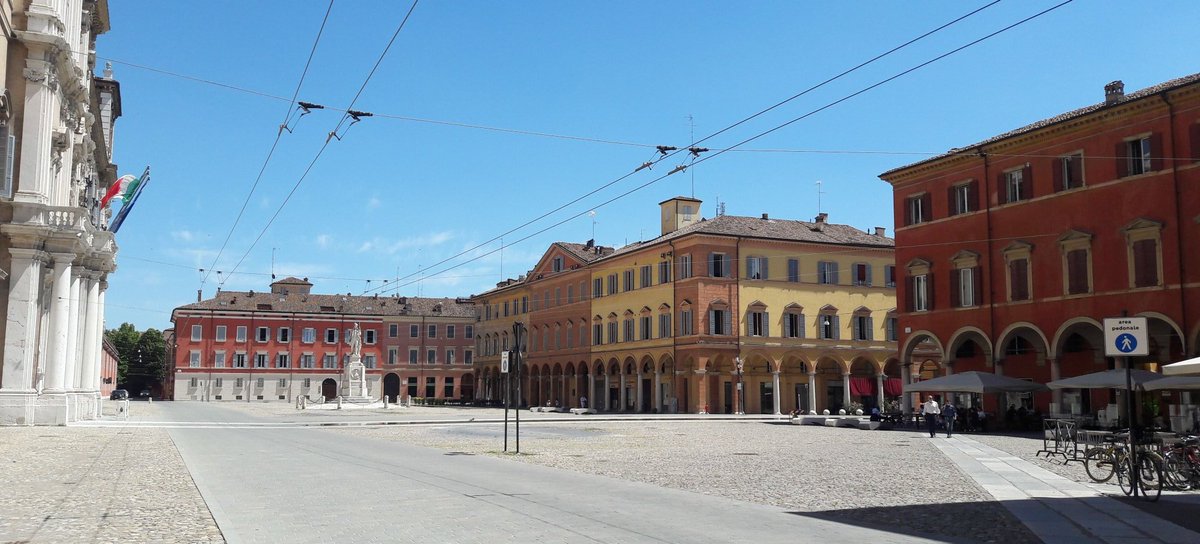 elbilab's tweet image. I have the pleasure of being the guest editor of a monographic number of an international journal on urban policies. Looking for scholars and policy makers working on new strategies for #urbandiplomacy. Any suggestion? @URBACT @ImaginariosUrb @UPLandscape @coe @_Mitteleuropa_