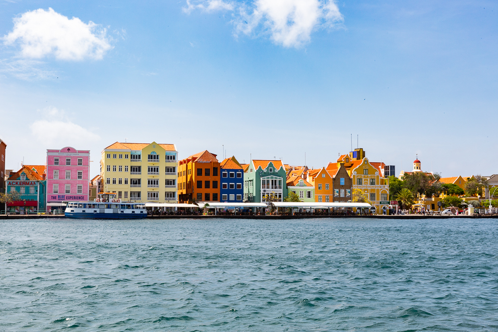 We are happy to announce that Curaçao was ranked #10 in the top 25 'Emerging Destinations' in Tripadvisor's 2020 Travelers' Choice Awards!🤩🎉 #Curacao tripadvisor.com/TravelersChoic…