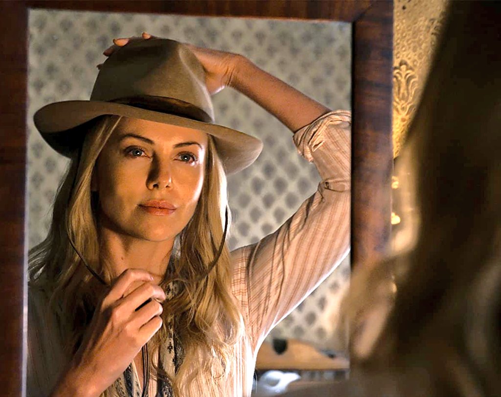 Destacó también la composición de su personaje en el thriller de ciencia ficción “Prometheus” (2012), como líder de una expedición espacial.Los papeles posteriores de Theron incluyeron la parodia de pistolera en “A Million Ways to Die in the West” (2014);