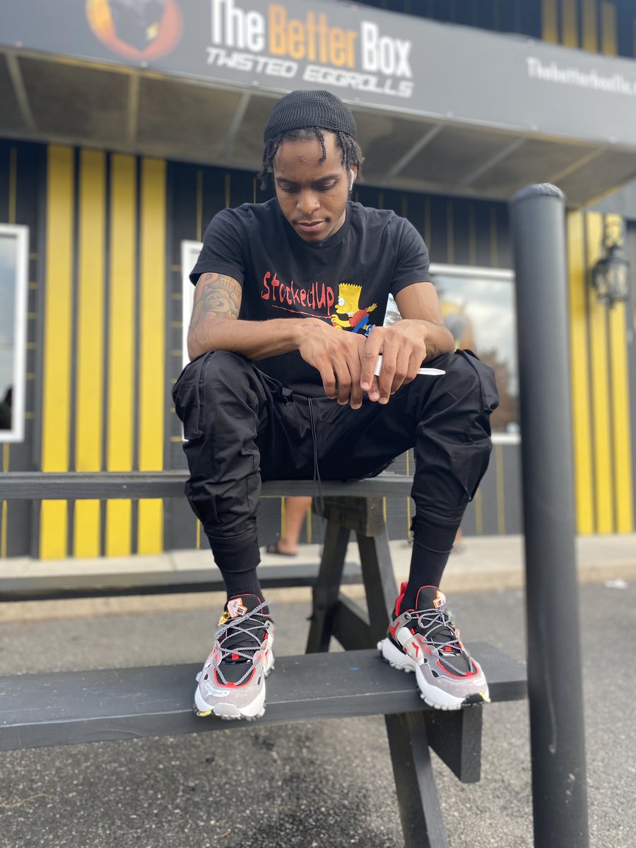 Manny215Mayor's tweet image. It’s certain things in life you gotta consider before you 😢 about da pain 😊 cause you Livin.. 🔒 #DaGame 
📸: @Dr3squiat