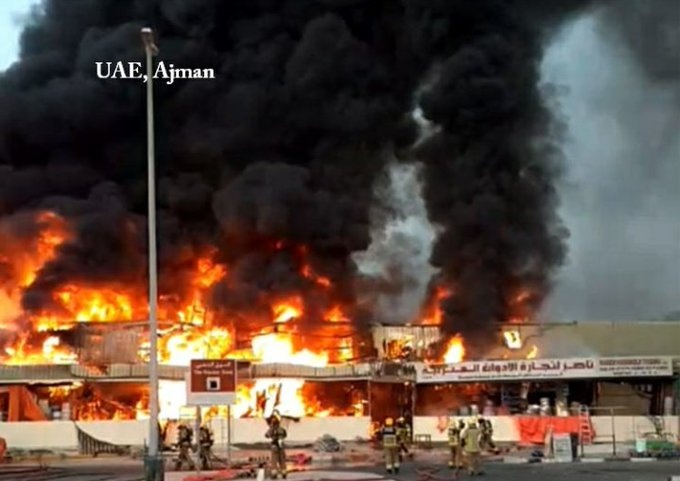 muhammadwahab55's tweet photo. Ya Rabb ul Aalameen have mercy on us after Beirut, UAE, Iraq and now Saudia. 🙏🏻💔

Massive fire reported at Harmain rail station #Jeddah 😢 https://t.co/TT77TYQ5zt