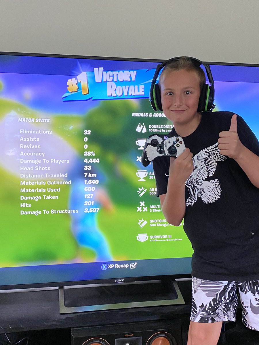 For my PHU if the 2 kids in my son’s elementary school bubble come from bubbles of 10, my son’s risk of encountering COVID is 0.7%. Without bubbles, it becomes 7.3+%. As a parent this increased risk is UNACCEPTABLE. We owe it to our kids to do everything we can to keep them safe.