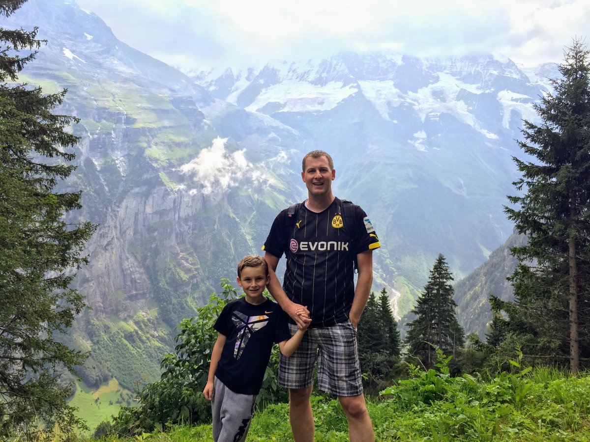 For my PHU if the 2 kids in my son’s elementary school bubble come from bubbles of 10, my son’s risk of encountering COVID is 0.7%. Without bubbles, it becomes 7.3+%. As a parent this increased risk is UNACCEPTABLE. We owe it to our kids to do everything we can to keep them safe.