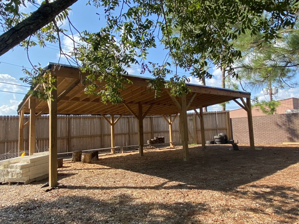 MoffittKristi's tweet photo. The Outdoor Learning Center is taking shape thanks to our men in blue! Going to be a great space to get fresh air this year! @WESTWOOD_ELEM @friendswoodisd https://t.co/ESMpWuFplO
