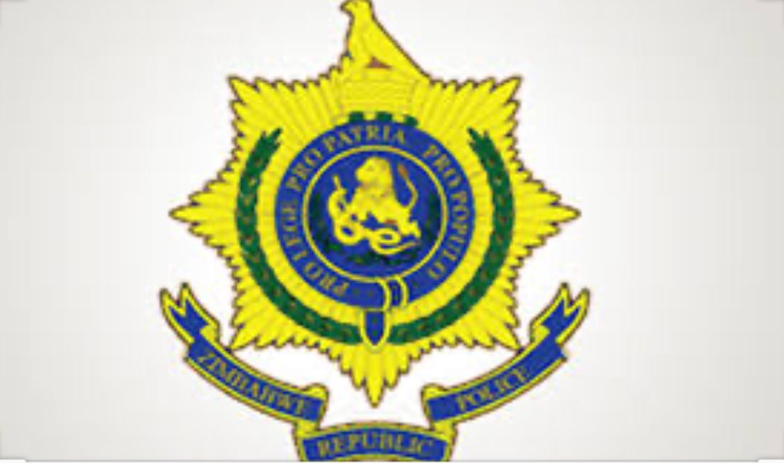 #Mkoba 1 police detained 3 ladies for seeking water at the police camp. The women were subject to direct sunlight, no food, water &amp; denial to access medication from morning to dusk. #Gweru is facing accute water shortages &amp; extreme rationing by council.

#ZimbabweanLivesMatter