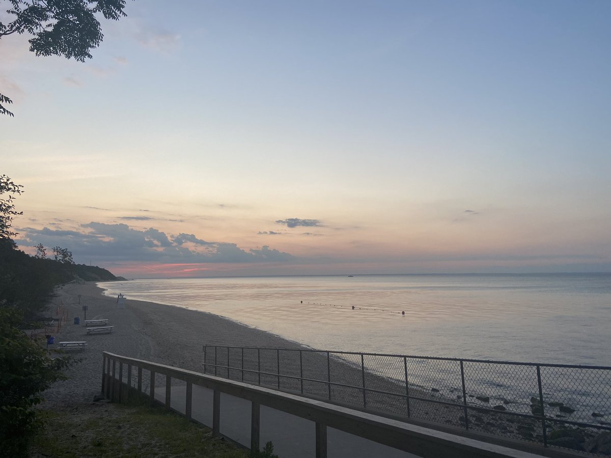 #beautifulsunset #lisound #selfcaresummer #onestepatatime