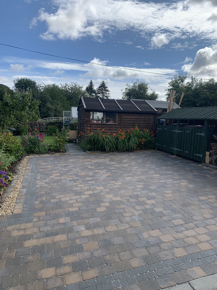 pavecolimited's tweet photo. Some jobs we’ve completed and have on going as I don’t keep that up to date with twitter. #paving #scotland https://t.co/iiRZsZYRfF