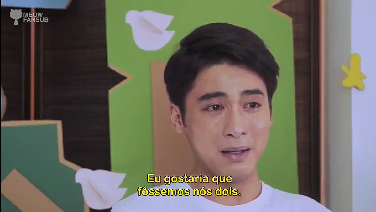 wtfmairton's tweet image. é tão triste assistir eles interpretando pra professora e saber que todas essas falas se encaixa com os sentimentos deles, teve tanta verdade e tristeza nas falas da peça... só espero que eles percebam que se ama logo, antes que seja tarde

#HelloStrangerEP7