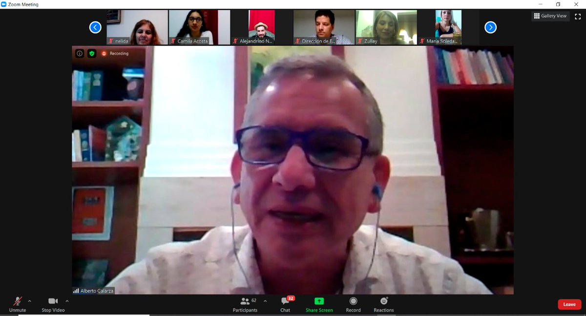 ESDaMisiones's tweet photo. Cierre más que fructífero de los conversatorios por Zoom. GRACIAS a todos quienes nos acompañaron porque para nosotros la DANZA es factor ponderante al aporte de la cultura misionera. #32AniversarioESDa @misioneseduca @miguel_sedoff @CGEMisiones @jalbertogalarza @DirEdSup_Mnes https://t.co/8j7hXVkBOE