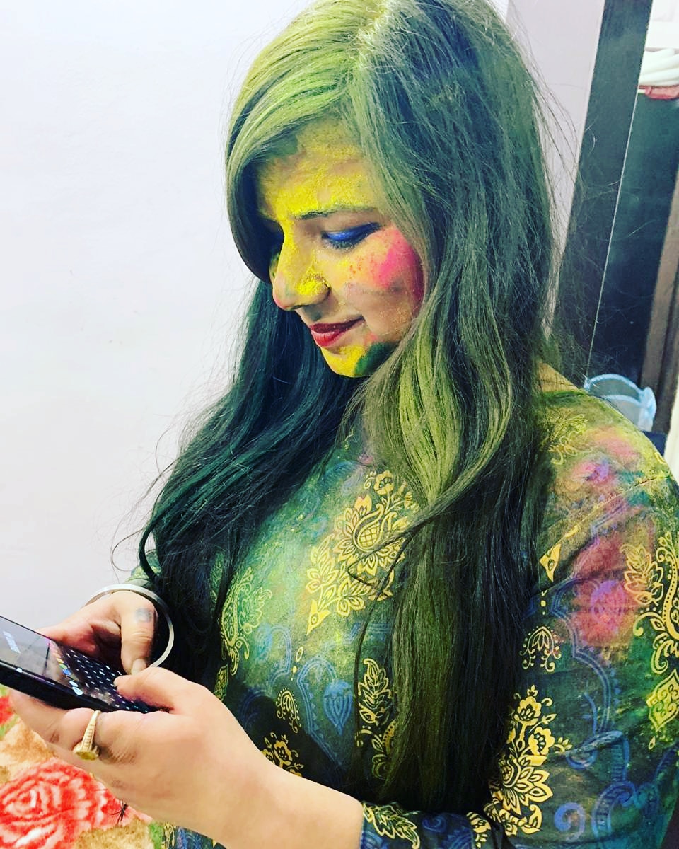 DjAppy0's tweet photo. This year Holi #latepost #djane #ladydj #discjockey #edm #edmlifestyle #edmgirl #trapqueen #trapmusic #trap #tattoo #tattoedgirl #tattoed #music #musicislife #djgirl #party #potd #redlips #tattoes #pioneerwoman #ColorFull #pioneerdj #djgirl #DJAPPY #hiphop #pop #DjAppy https://t.co/FxqsvbwRgk