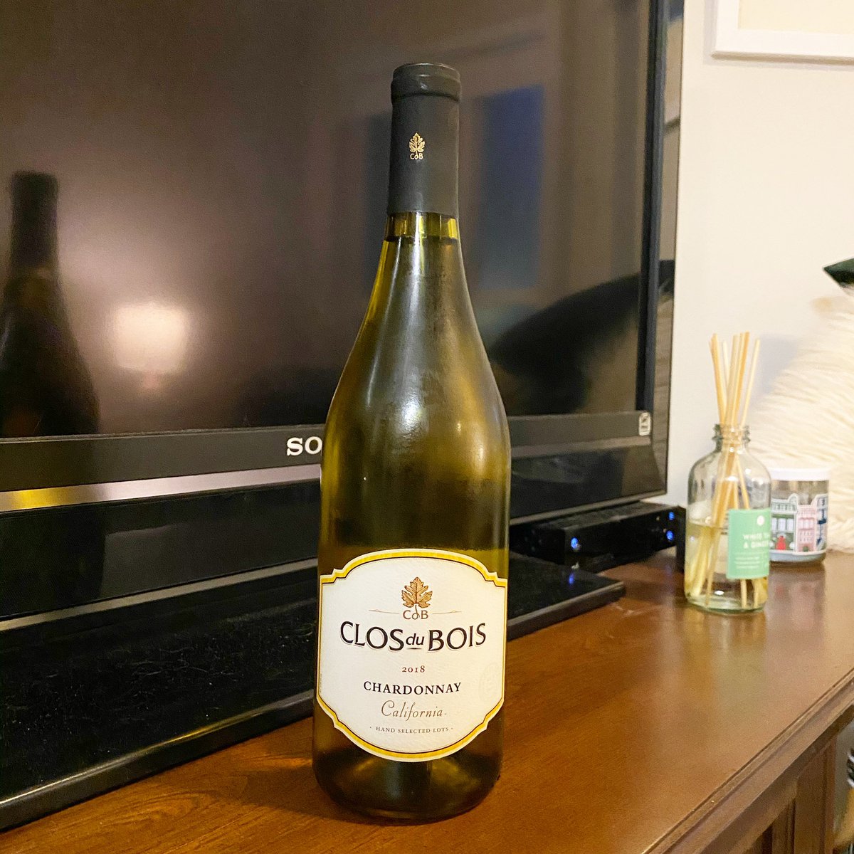 A frequent wine you’ll see on the shelves is the 2018 Clos du Bois Chardonnay from California. If you’ve tried this wine, what are your shoutouts?