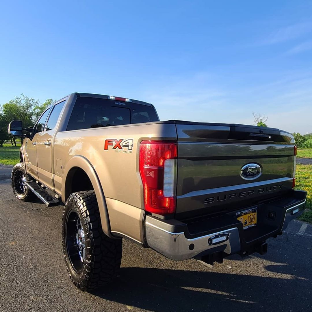 Make everything come into focus with ZROADZ LED Kits💥

OEM Grille LED Kit Part #Z415471-KIT starts at $345.65⁠
Hood Hinge LED Kit Part ##Z365471-KIT2
Bumper Center LED Kit Part #Z325471-KIT
⁠
Follow 📸 @makmysta22 for more!⁠