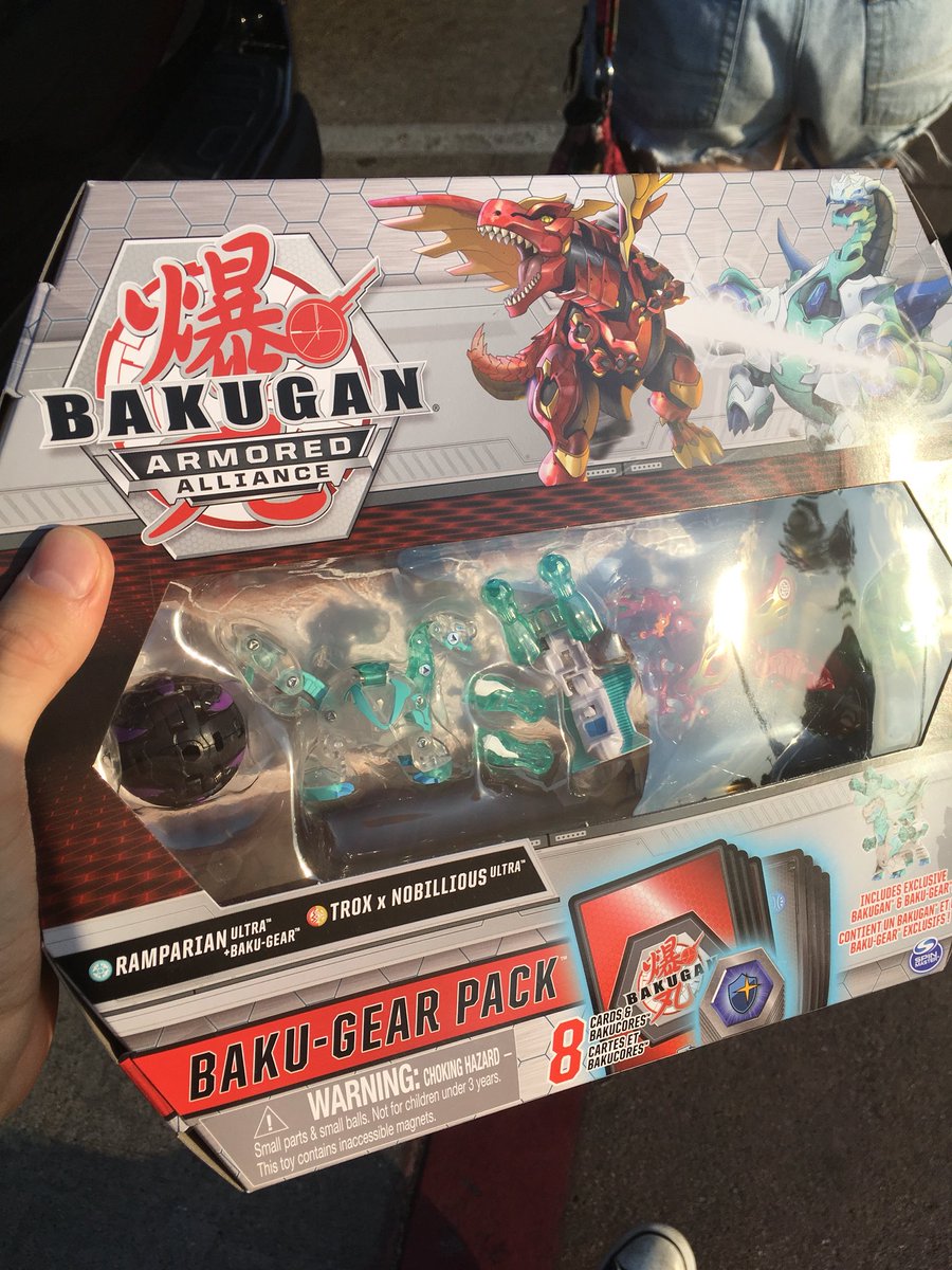 JettKuso's tweet photo. FUSION BAKUGAN FOUND! At least as far as non-target-exclusive Bakugan go. I love this leggy chicken. #bakugan #fusionforce @bakugan @SpinMaster https://t.co/SDyJTZzM1k