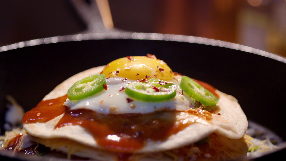 🚗 <오프 더 메뉴> #푸드트립 스틸🥗🌶 공개 뉴멕시코의 눈부신 자연✨과 다채로운 #라틴 문화, 색다른 멕시코 요리까지! ⠀ 로맨틱 러브 레시피...