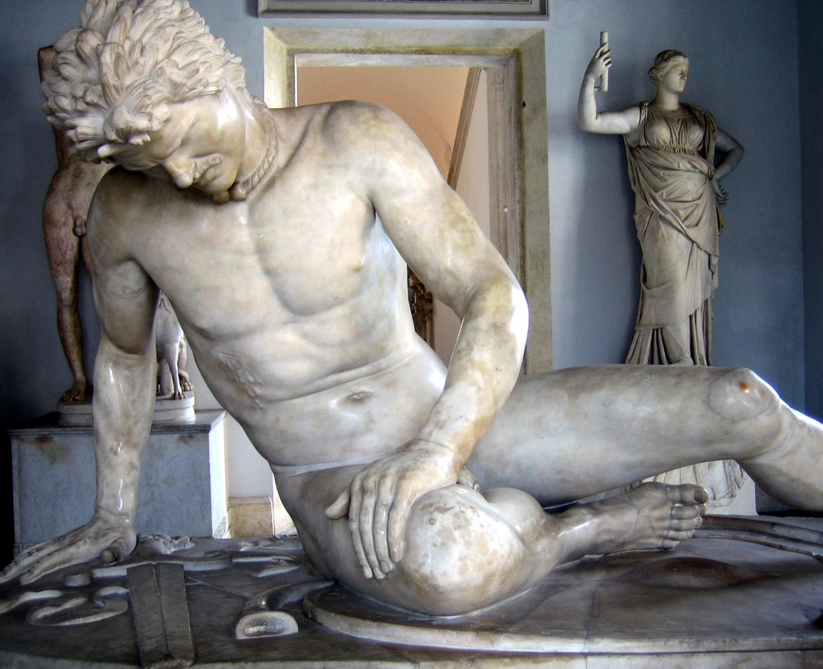 HellenisticPod's tweet photo. These magnificent yet somber statues, a Galatian warrior's stoic death, the other a Galatian's suicide after killing his wife, were created as a *celebration* of Attalus I' victory over Galatia, a sobering reminder of how alien &amp; brutal the values of the ancient world were https://t.co/gMrIpLpusf