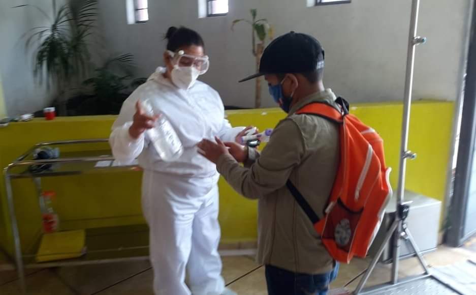 Sandra_FalconV's tweet photo. Mi reconocimiento al personal de #CRETEX que ha iniciado a dar servicio de rehabilitación y terapia implementado las medidas sanitarias en todo momento. Sin importar las circunstancias debemos seguir atendiendo a la ciudadanía.
#Texcoco #SanaDistancia #SemáforoNaranja https://t.co/ovcu46lJM3
