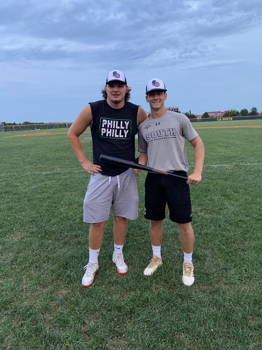 Tonight’s fungo golf champions - <a href="/lgregs29/">Luke Gregory</a> &amp; John Burke. The duo dominated the competition. 

<a href="/zaust1201/">Zack Austin</a> with a very disappointing showing

<a href="/kylebruck_99/">Kyle Bruck</a> was impressive with the driver, but his short game left a lot to be desired.

#798