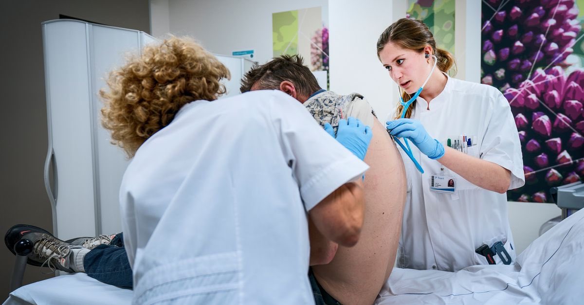 Onderzoek van @dejongedokter bevestigt de resultaten van het eerdere DJS onderzoek: structureel overwerk, en wordt er een hoge werkdruk ervaren! Tijd voor een cultuurverandering.
Laat via DJS  je rooster checken! dejongespecialist.nl
bit.ly/2PtzVK1