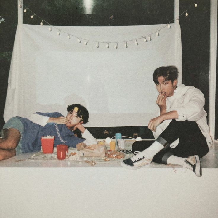 8. what/who made u stan bts ? #ExaARMY  #ExaBFF  @BTS_twt