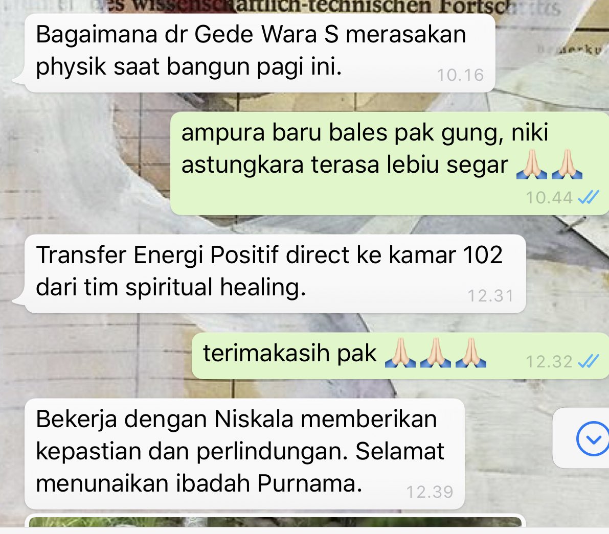 Selain itu disini juga ada konsultan spiritual healingnya. Jadi diminta sembahyang pasrahkn diri dan dikasi afirmasi positif untuk cepet sembuh. Dan dikirim “energi positif” jarak jauh juga langsung ke kamar.