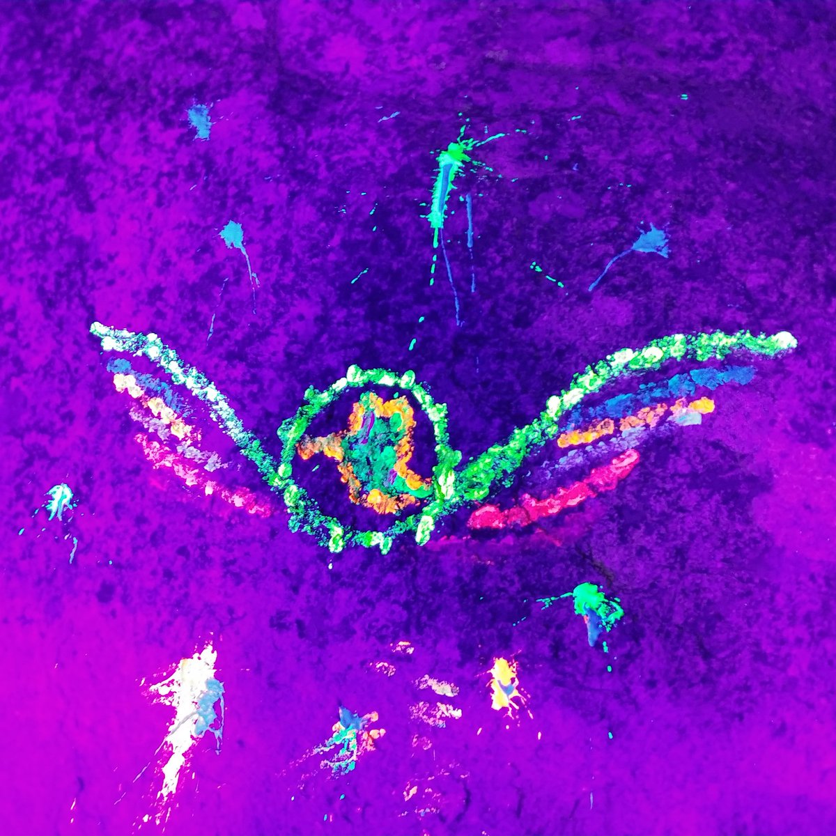 Night wings

#blacklight #sluka #slukamusic #MusicVideo #MusicVideoShoot #wings