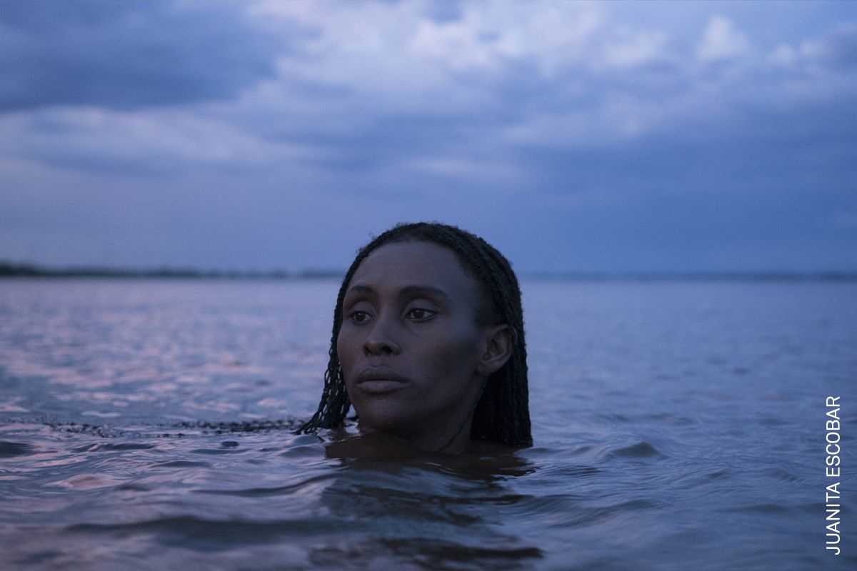 Photo of the Day | From ‘Orinoco’ by Juanita Escobar, 2017 Joop Swart Masterclass alumni, focusing on the women that inhabit the Orinoco region, at the border between Colombia and Venezuela: bit.ly/3kjRA4Y