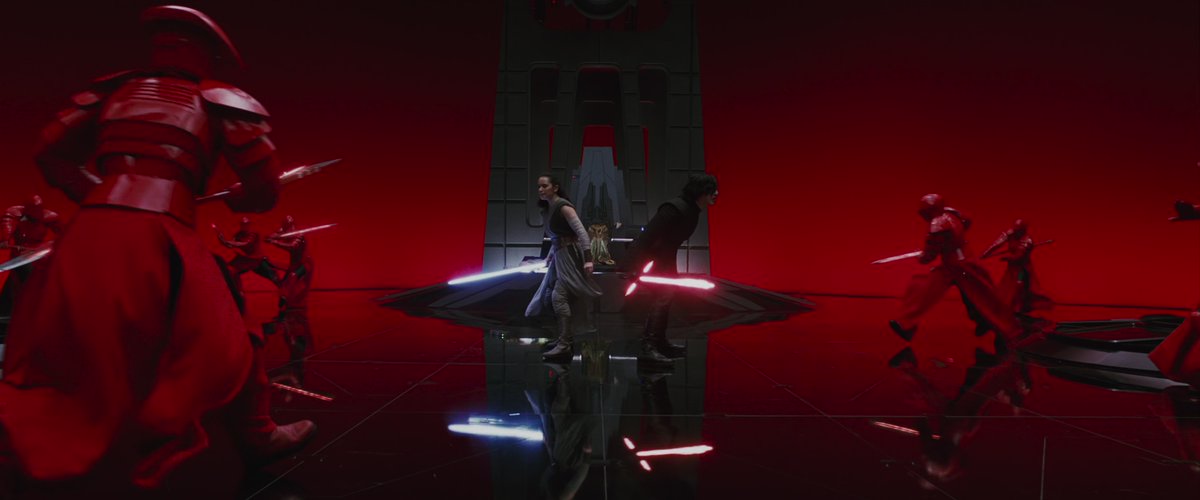 4K Everything Star Wars on Twitter: "4K shots of the Throne Room Fight scene in Star Wars: Episode VIII – The Last Jedi Cinematographer: Steve Yedlin Director: Rian Johnson… https://t.co/PFCRlfzNZH"