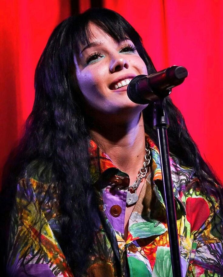 halsey and bebe rexha; a thread 