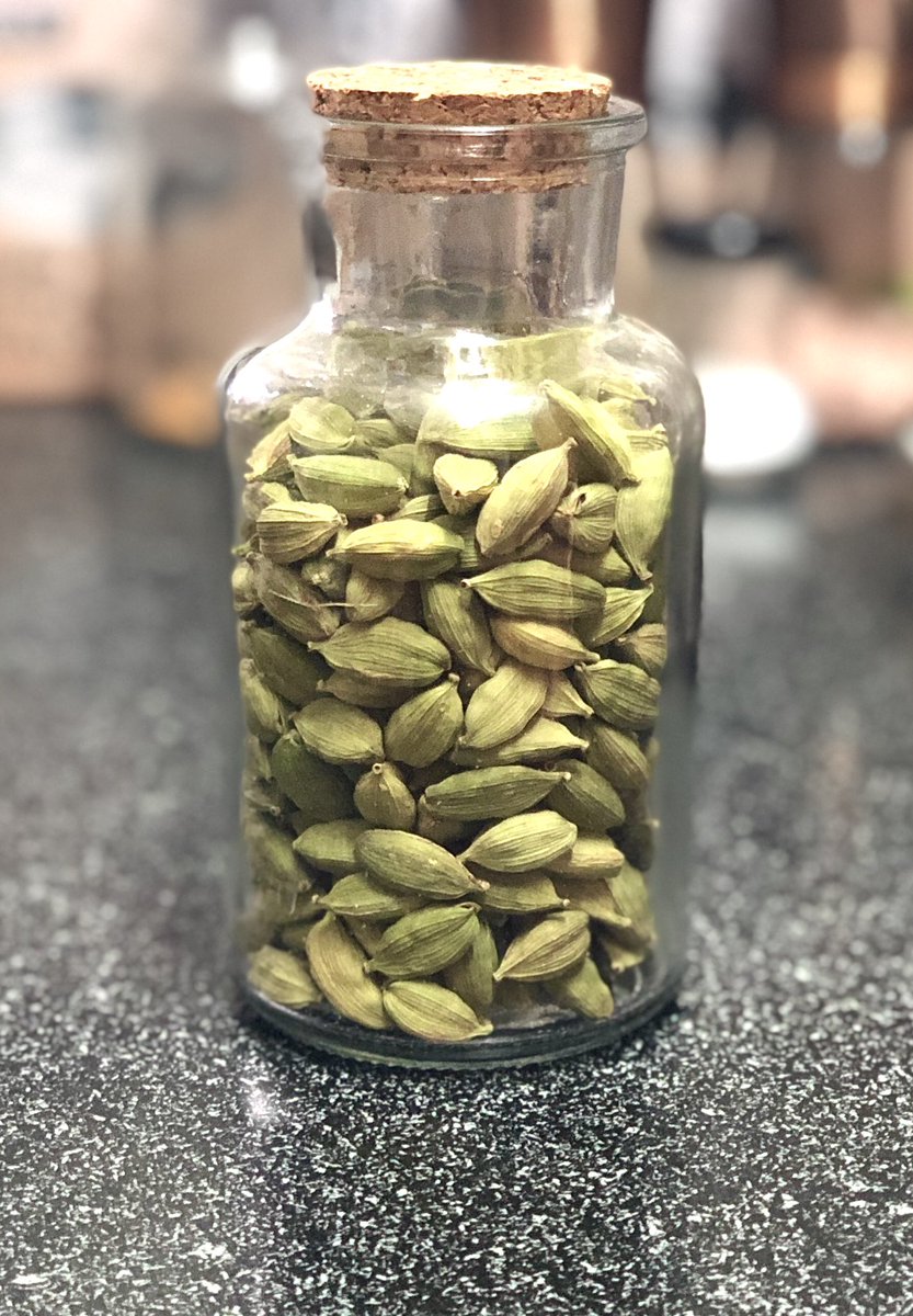vineetkaul's tweet photo. Pot of gold 😊

#tea #cardamom https://t.co/PaEBpv9Yi5