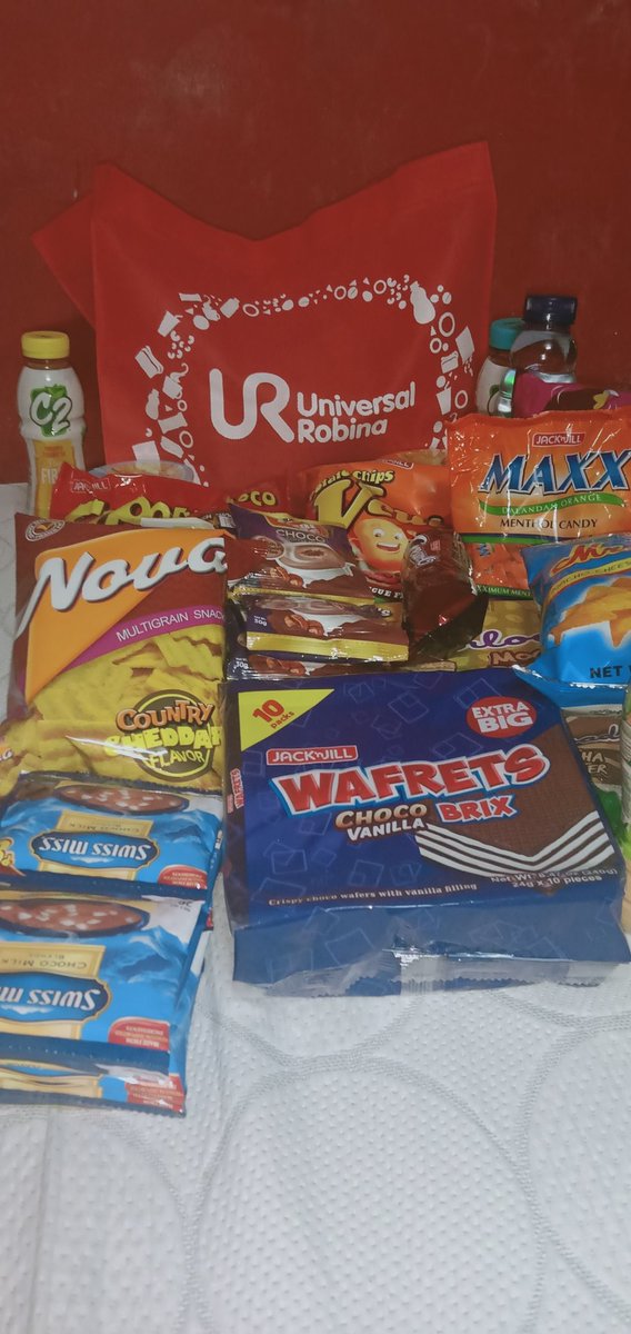 jeralduy's tweet photo. Wow! Thank you Ms. Vivecu, Ms. Len and Sir Jeff of Universal Robina Corporation for reaching out to me through your products. This humble effort will certainly bring me and my family delight. God bless you your company and your #URCommunity advocacy. https://t.co/20tTJPwkzv
