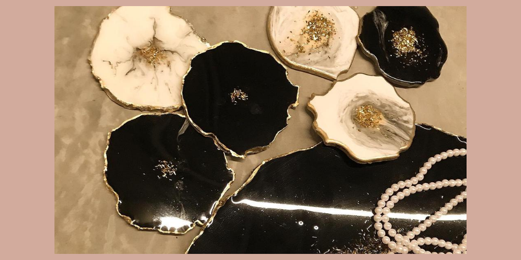 vorraindia's tweet photo. Shop some eye catching coasters only at Vorra!
Can be customised as per your choice!!
Order Now!
Website: https://t.co/wBGZvsCcIk
#handmade #coasters #resinart #resincoasters #agatecoasters #vorraseller #vorraindia #sellwithvorra #shopwithvorra #gain #gaintrick #follow #like https://t.co/YXdr3CCopg