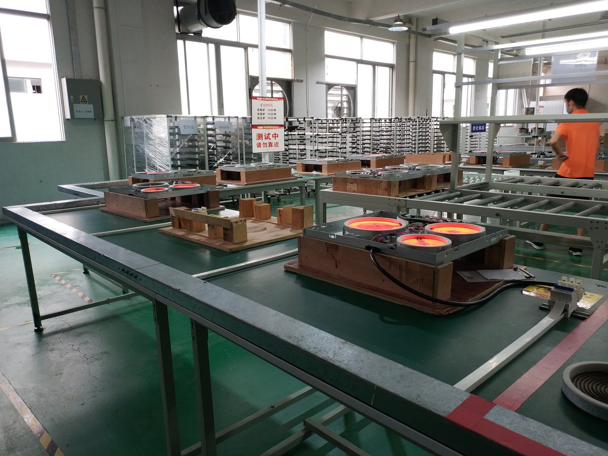 Test for hilight ceramic hob before packing.