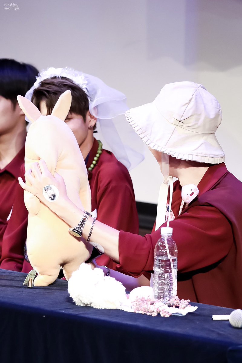 KANG:ONG tweet media