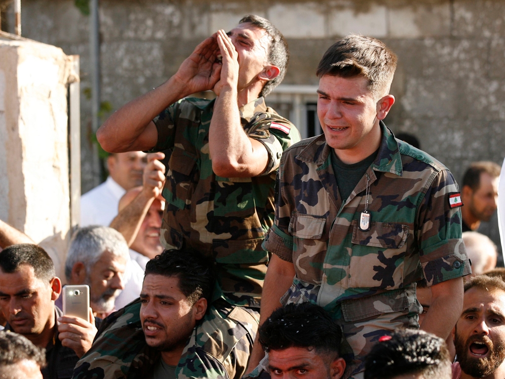 HUH! IMAGINE THAT!The Israelis secretly removed 80 percent of the minefields.Keep that in mind.Now we go to Lebanon. The Lebanese army used uniforms in M82 Woodland Pattern. IT REPRESENTS LEBANESE PRIDE.All Lebanese recognize it.