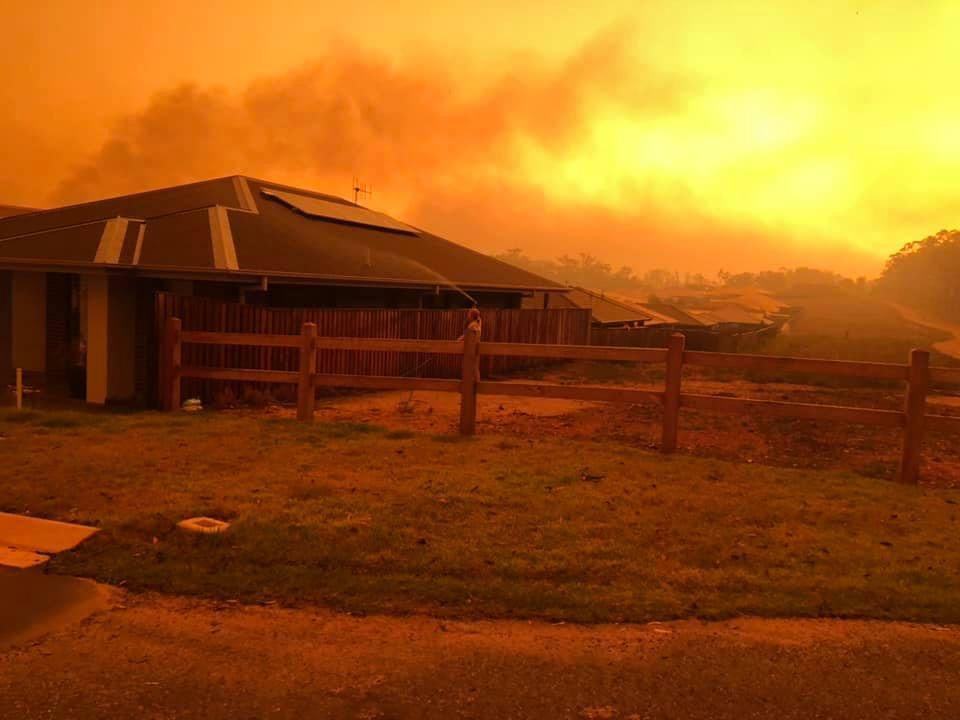 bnhcrc's tweet photo. Do you live in NSW and were affected by the 2019/20 bushfires? We'd love to hear from you so we can learn from your experience. As part of a new study with @uowresearch @NSWRFS, you can help improve warnings + prepare communities in future. Learn more here https://t.co/fHHu6XMiPV https://t.co/HH09QtHDrF