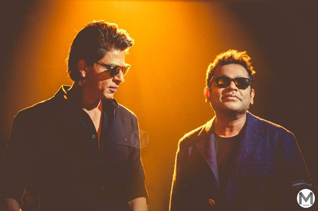 JaiHoARRClub's tweet photo. Jai Hind India- Hockey anthem shoot

@arrahman &amp; @iamsrk

Courtesy: #MerakyCollective https://t.co/TOL4L1IMb6