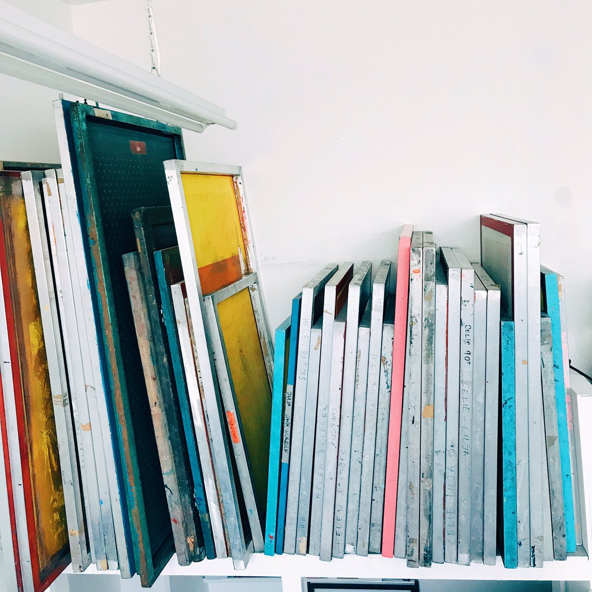 TEACHERS • STUDENTS • GRADUATES
Our education discount offers 30% off desk spaces for the first 6 months and 20% off open access passes. Ping us for details or 👀 online #linkinbio