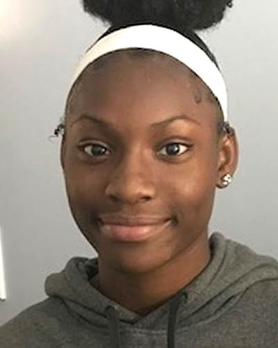 StacoS's tweet photo. Have you seen me? 

Name: Essence Booker
Age: 15 yo
Race: Black
Last seen: Jul 16, 2020
Missing From: Framingham, MA
Height: 5'6
Weight: 130 lbs

If you see me call 1-800 THE-LOST or @FraminghamPD
and help by sharing this tweet

(via @MissingKids) https://t.co/UDKjMKABLY