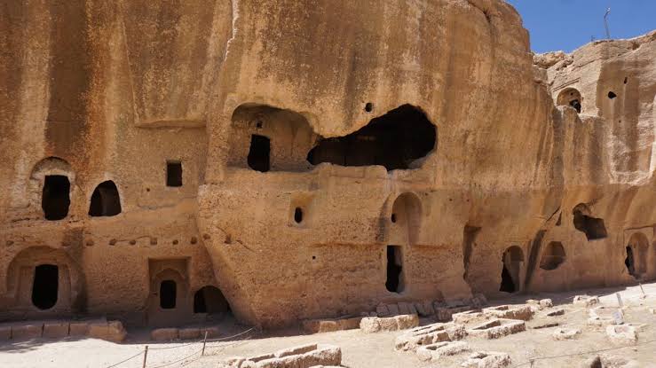 Dara Harabeleri, Mardin 

Rojbaş / Şodir bi xeyr 🌹