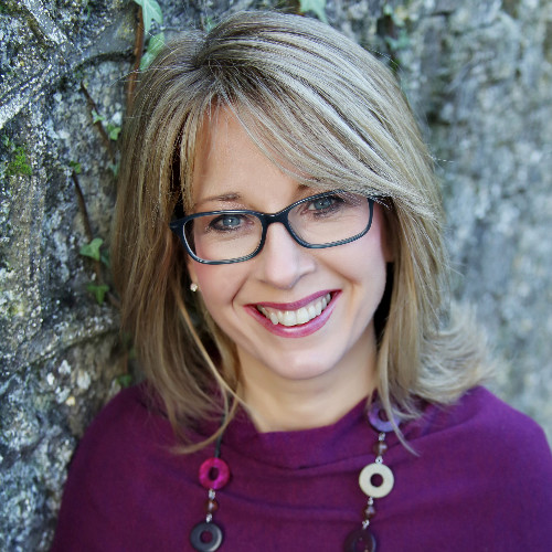 ConnectACoach1's tweet photo. #coachfeature Yvonne Flynn is a heart-centred, empowering coach who partners with individuals who are ready for change and transformation. Her empathetic and encouraging approach supports her clients to navigate change with awareness, curiosity, courage and compassion. https://t.co/1GzmSOrX4j